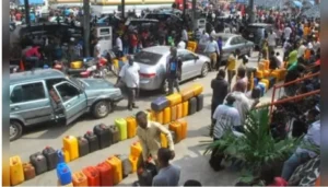 NNPC Raises Fuel Price to N855, Passengers React