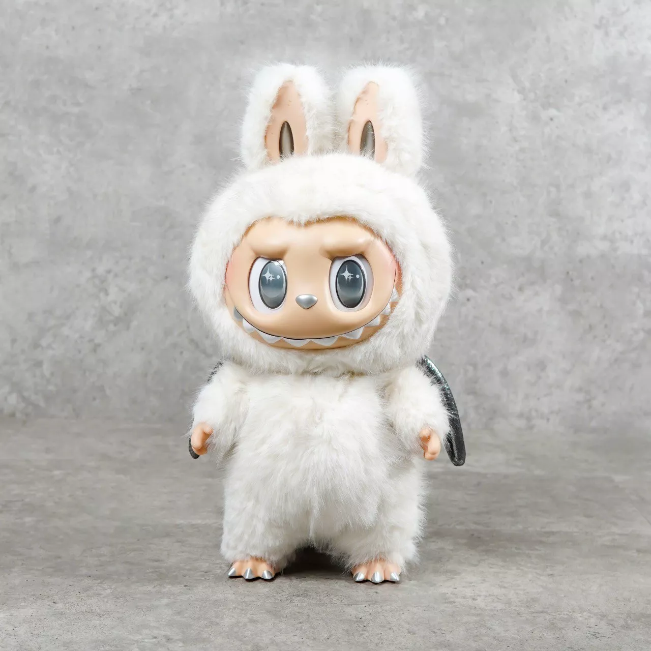 labubu doll