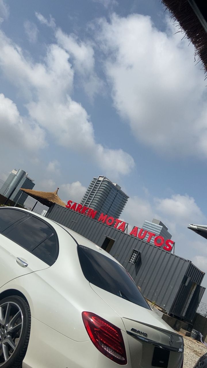 car dealer