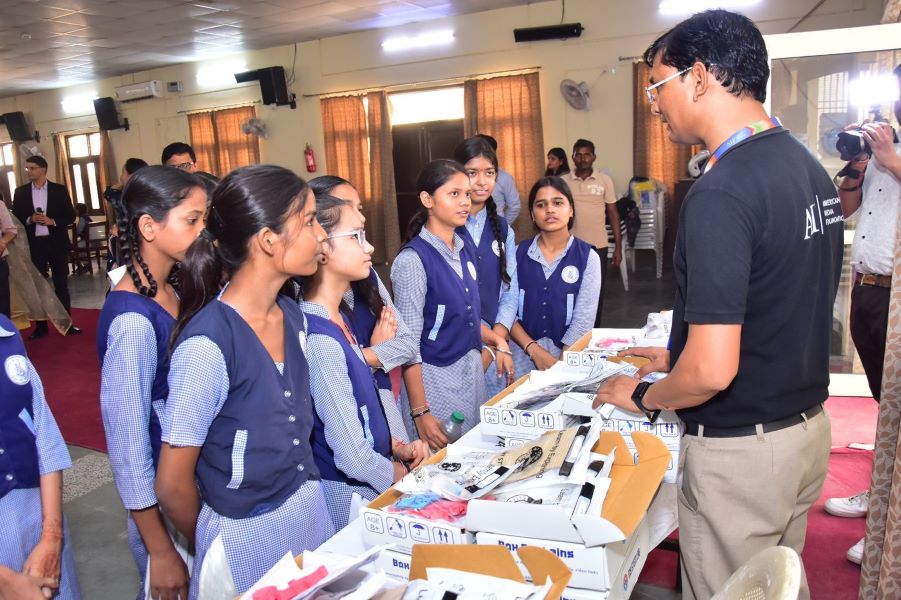 Uttar Pradesh (UP) Launches Transformative ‘Learning by Doing’ Training for Science and Mathematics Educators