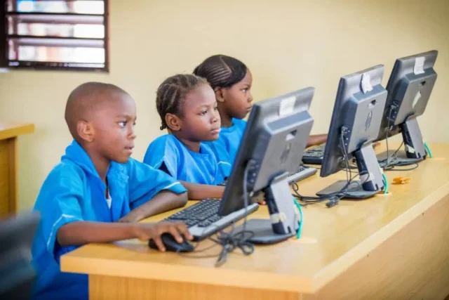 Digital Equity Africa Ignites AI Learning Across Nigeria with UNESCO and Oracle Partnership Digital Equity Africa Ignites AI Learning Across Nigeria with UNESCO and Oracle Partnership