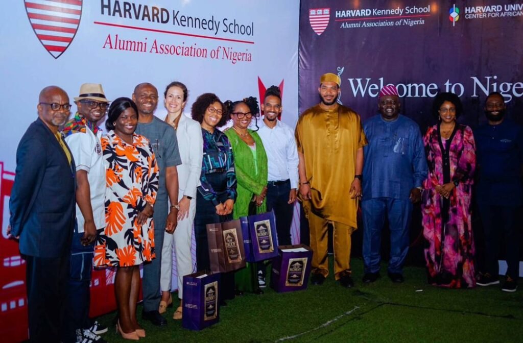 Harvard Alumni and Slum2School Host Farewell Dinner for African Studies Delegation in Lagos