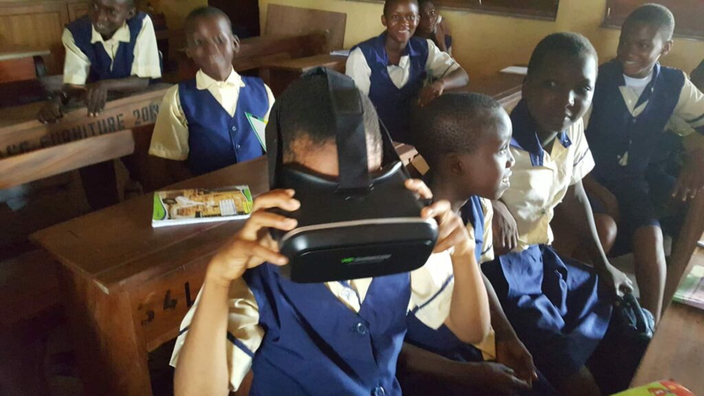 How Virtual Reality Is Enhancing STEM Education