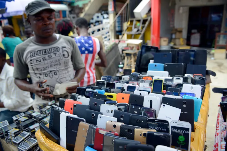 Nigeria’s Secret iPhone Economy
