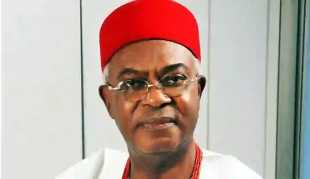 Obi-of-Onitsha-Igwe-Nnaemeka-Achebe Obi-of-Onitsha-Igwe-Nnaemeka-Achebe