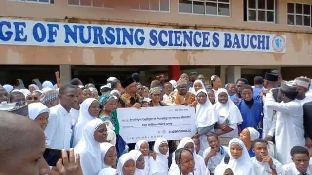 Perter Obi Gifts ₦25m to Three Bauchi Schools, Championing Quality Education and Healthcare Perter Obi Gifts ₦25m to Three Bauchi Schools, Championing Quality Education and Healthcare