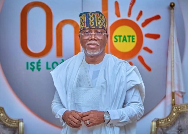 Aiyedatiwa Approves N350m Scholarship Bursary for Ondo Students Aiyedatiwa Approves N350m Scholarship Bursary for Ondo Students