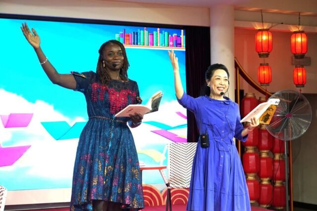 NIGERIA-ABUJA-CHINA CULTURAL CENTER-BOOK DONATION Chinese Publisher Donates Books to Nigerian Schools Chinese Corner