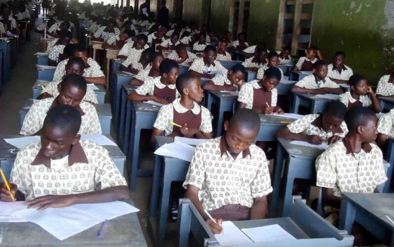 FG Changes Name of Federal School, Introduces New Curriculum