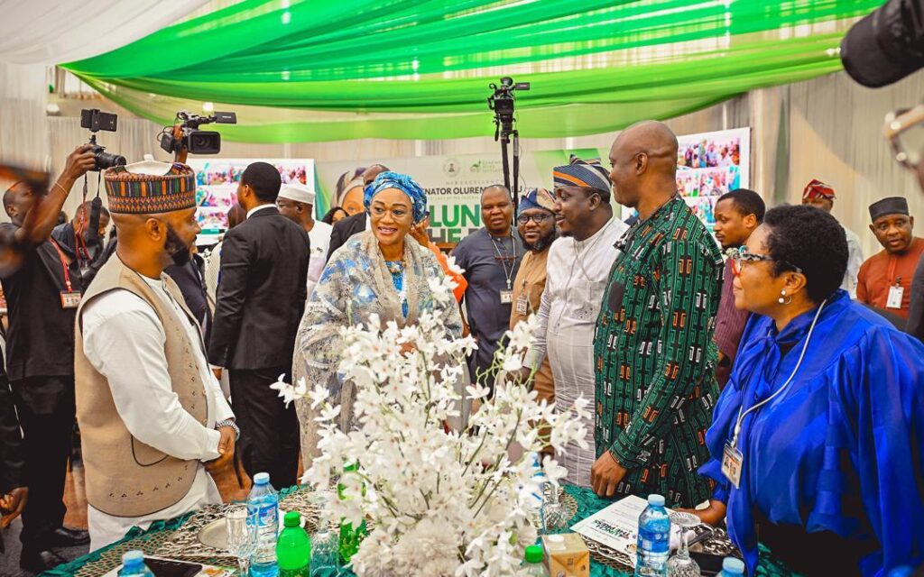 First Lady Remi Tinubu’s Birthday Fundraiser Raises N20.4bn for National Library — Donors Include Akpabio, Dangote, Arthur Eze