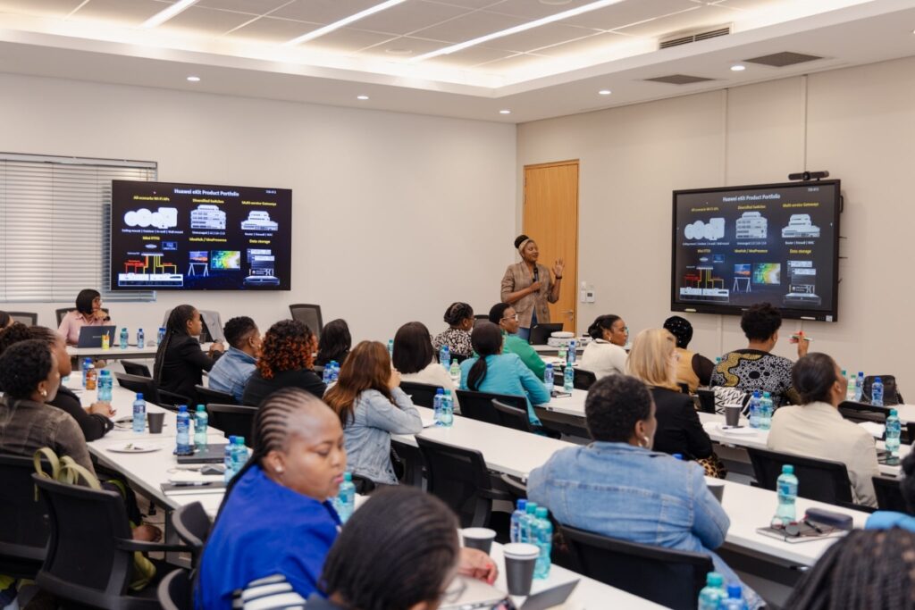 Huawei SA & Henley Business School Africa: 40 women empowered to lead in the digital economy