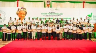Oluremi Tinubu Empowers 47 Students with N47m Scholarships, Laptops