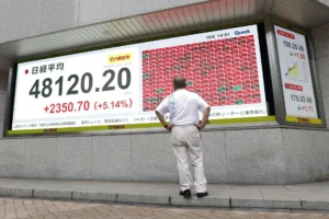 Asia Stocks Tech Rally Pushes Markets to Record Highs Amid Global Optimism