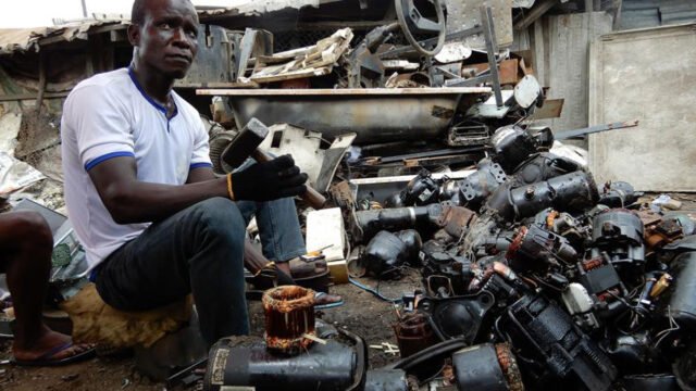 Circular e-waste startups - turning Lagos’ discarded phones into affordable edtech devices Circular e-waste startups: turning Lagos’ discarded phones into affordable edtech devices