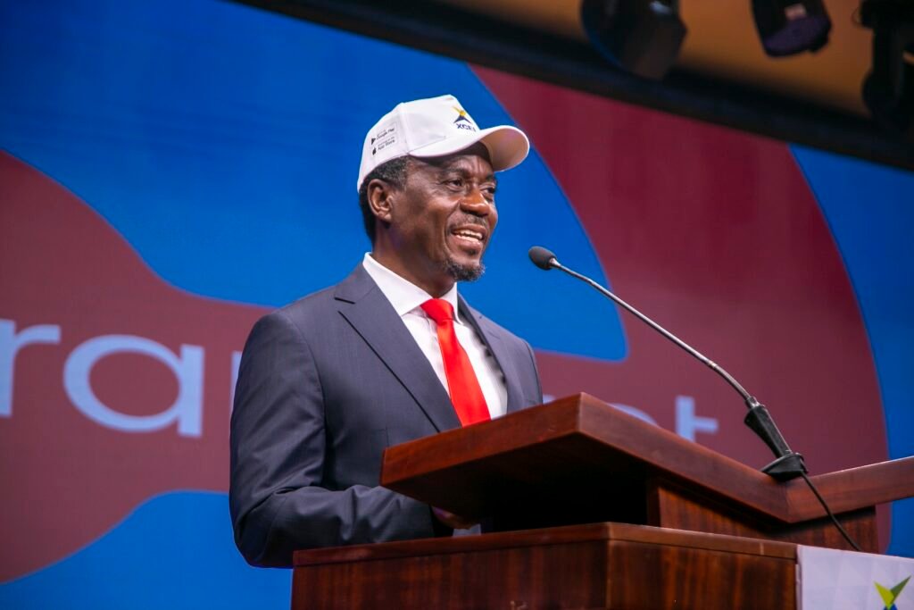 Dr Valentine Obi – eTranzact International Limited
