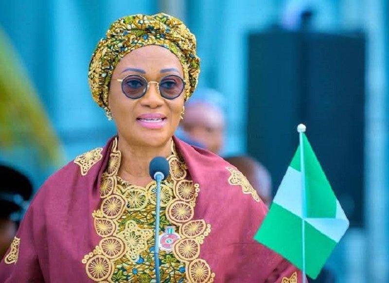 Nigeria’s First Lady Commissions Digital Learning Centre in Edo