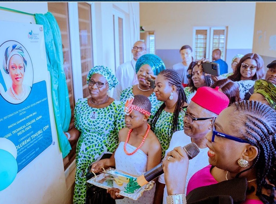 Nigeria’s First Lady Commissions Digital Learning Centre in Edo