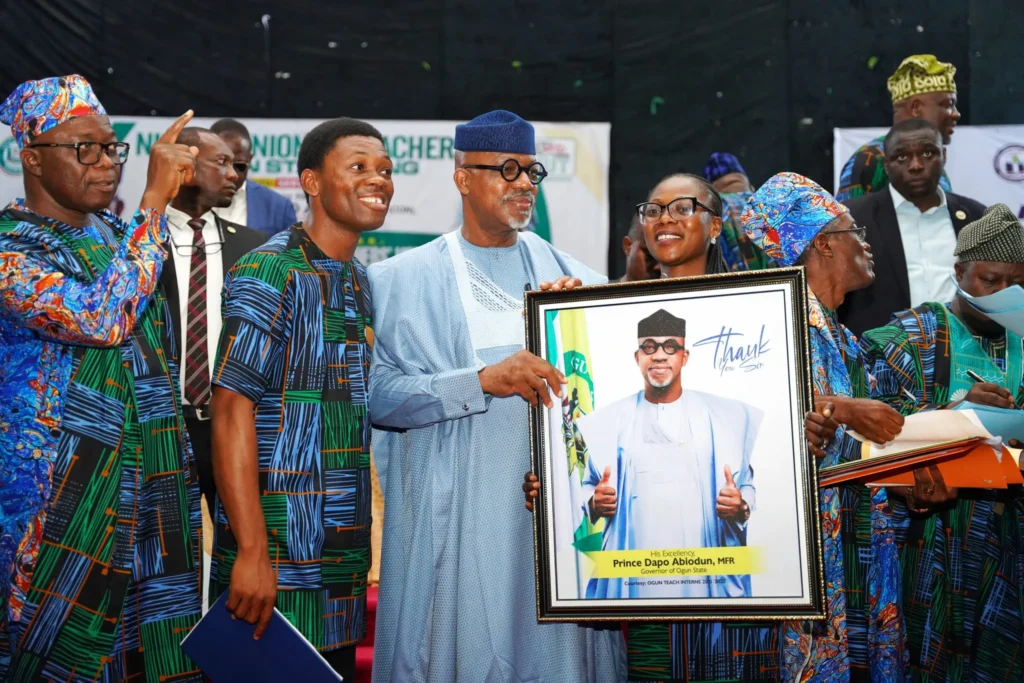 Ogun Declares Monday Work-Free Day for Teachers in Honour of World Teachers’ Day
