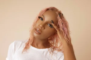 Seyi Shay