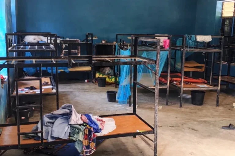 Over 300 Schoolchildren and Teachers Kidnapped in Niger State, Nigeria