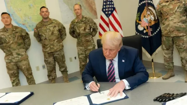 President_Trump_and_US_military_officers U.S. military