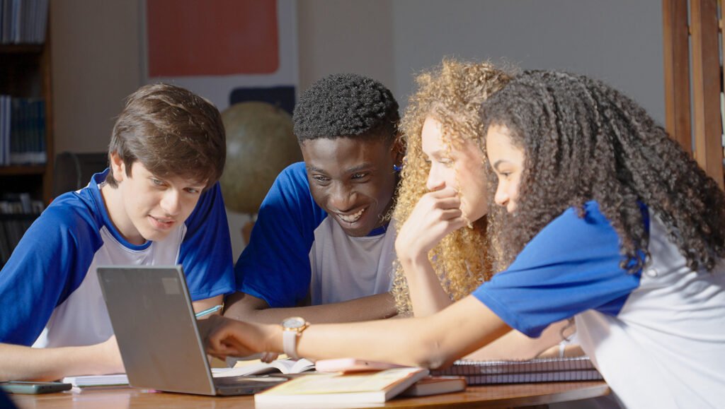 Efekta unveils AI-powered English Training for Teachers and Students in East Africa