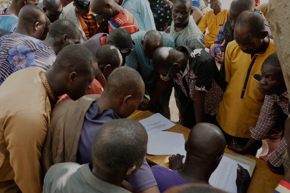 Nigeria school abduction Papiri 2025: Parents plead for rescue as hundreds of children remain missing