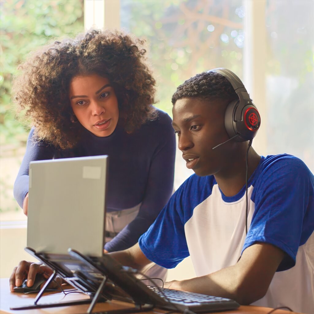 Efekta unveils AI-powered English Training for Teachers and Students in East Africa