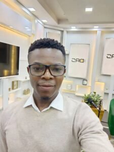 Frank Eleanya Honoured as Tech Journalist of the Year at AOT Lagos 2025