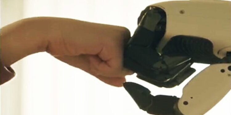 LG Unveils CLOiD Home Robot at CES 2026 with Bold Vision for Homes of the Future