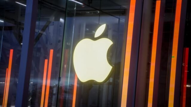 Apple Earnings Report in Focus as Memory Chip Prices Bite Hard