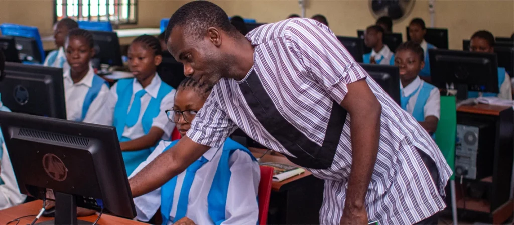 Bringing AI and Metabolomics Education to Secondary School Pupils in Nigeria