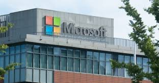 Microsoft Cuts Library and Newspaper Access After 15,000 Layoffs and Shifts to AI Learning