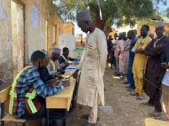 Voters Frustrated at Polling Unit in Abuja as Names Missing from Register and Chaos Erupts Voters Frustrated at Polling Unit in Abuja as Names Missing from Register and Chaos Erupts