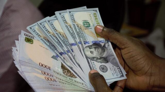 Naira faces fresh pressure as global dollar strength pushes exchange rate to N1,391