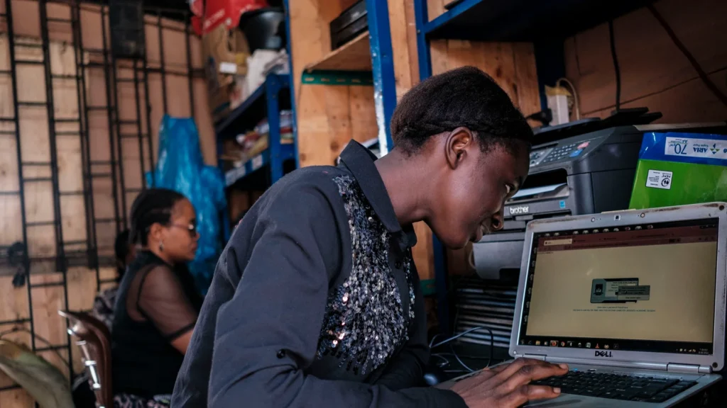 The Role of Community Cyber Cafés in Nigeria’s Tech Education Revival