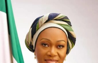 Ramadan: Yobe First Lady Hajiya Hafsat Buni supports 2,000 women with food palliatives Ramadan: Yobe First Lady Hajiya Hafsat Buni supports 2,000 women with food palliatives