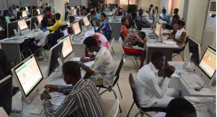 How Poor Network is Shaping the Way Nigerians Learn Online