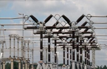 How Power Deficits Drain 3% of Annual Sales from Nigerian Firms How Power Deficits Drain 3% of Annual Sales from Nigerian Firms