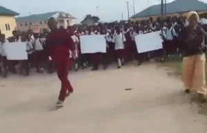Oyo School Abduction: National Anger Stirred As School Children In Bayelsa Join Protest (Video) OYO