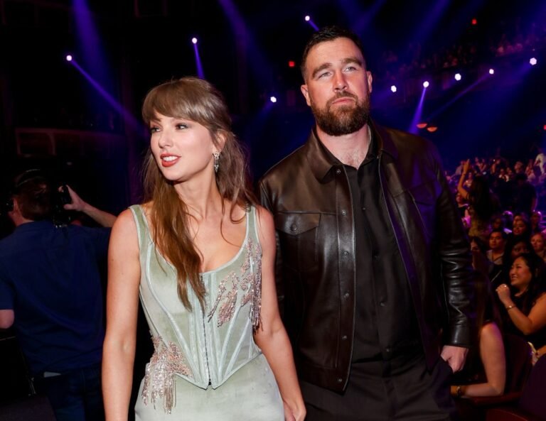 Taylor swift and NFL champion Travis Kelce