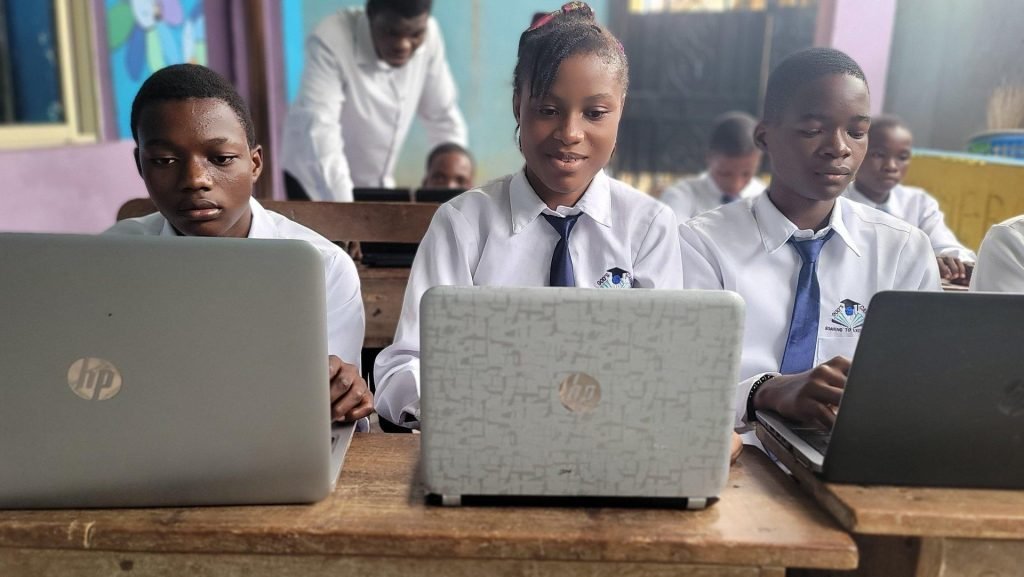 Nigerian Private Educators Plan Homegrown AI Model for Schools
