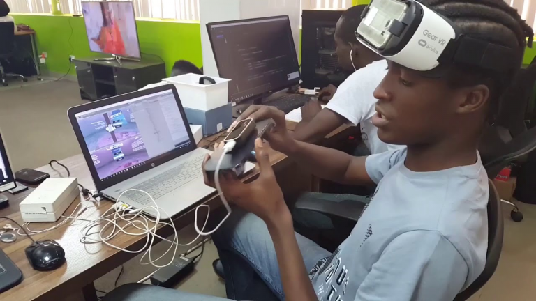 Nigerian Researchers Develop Virtual Reality Tools to Transform Genomics Education